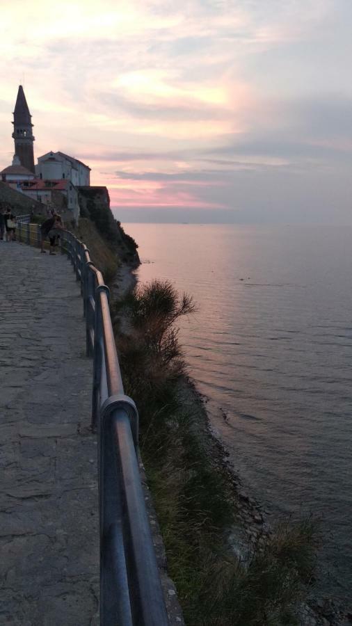 Apartma Marinka Piran Exteriör bild